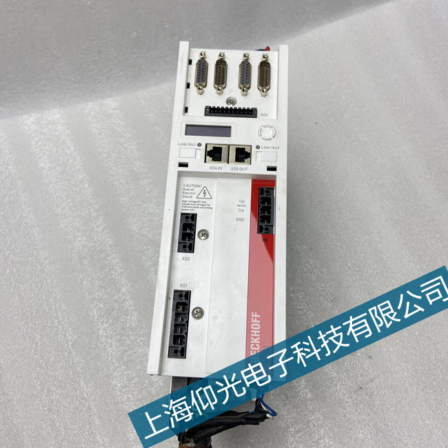 平頂山倍福AX5106驅動器上電無顯示故障維修專家