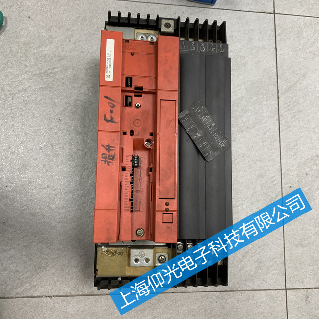 SEW變頻器報(bào)警01維修MDX60A0300-503-4-00免費(fèi)檢測