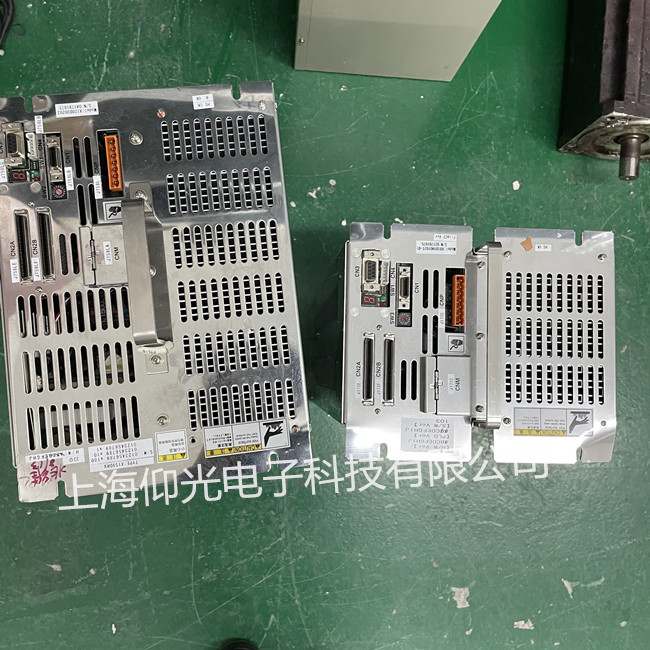安徽ABB變頻器運(yùn)行指示燈和停止燈同時(shí)亮的故障分析及維修處理