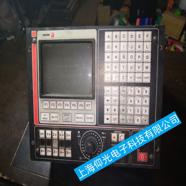Vݰl(f)(sh)ϵy(tng)CNC8055i/A\(yn)^(gu)ͻȻֹͣ\(yn)йό(zhun)I(y)S
