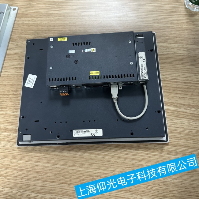 淮安貝加萊觸摸屏4PP045.0571-062出現(xiàn)有背光但無(wú)字符故障維修推薦廠家